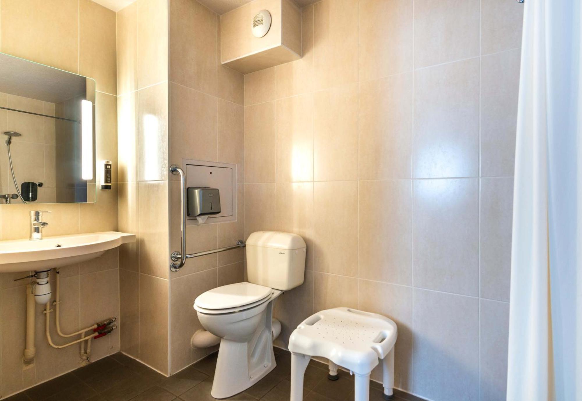 B&B Hotel Nantes Parc Expos La Chapelle エクステリア 写真